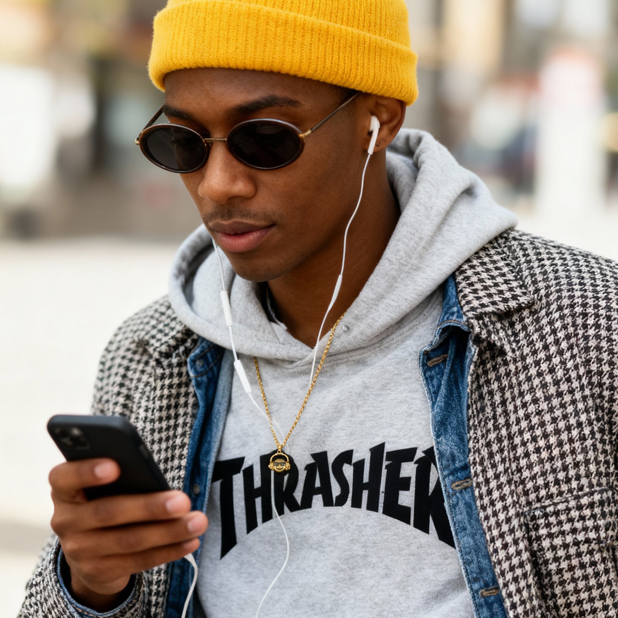 RAWNESS Dual-Mood Emoji Necklace RAWNESS