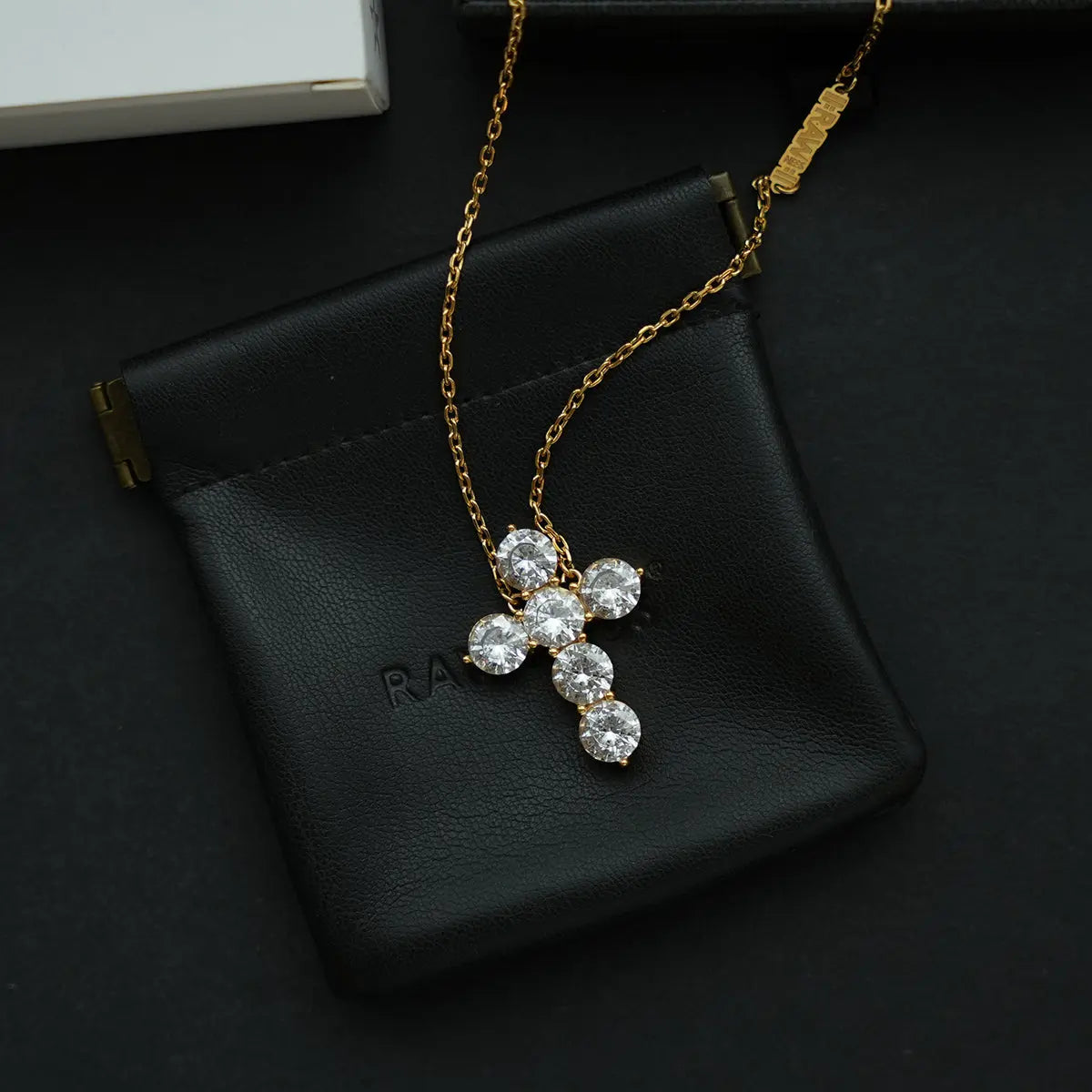 RAWNESS Classic Moissanite Cross Pendant Necklace RAWNESS