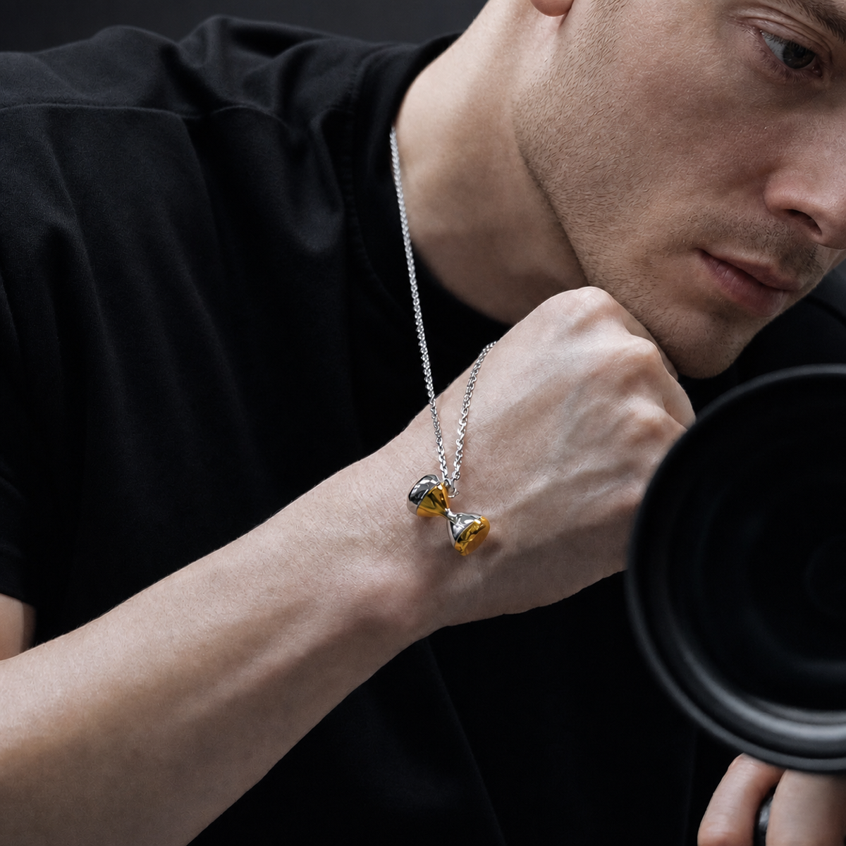 RAWNESS Hourglass Pendant Necklace RAWNESS®