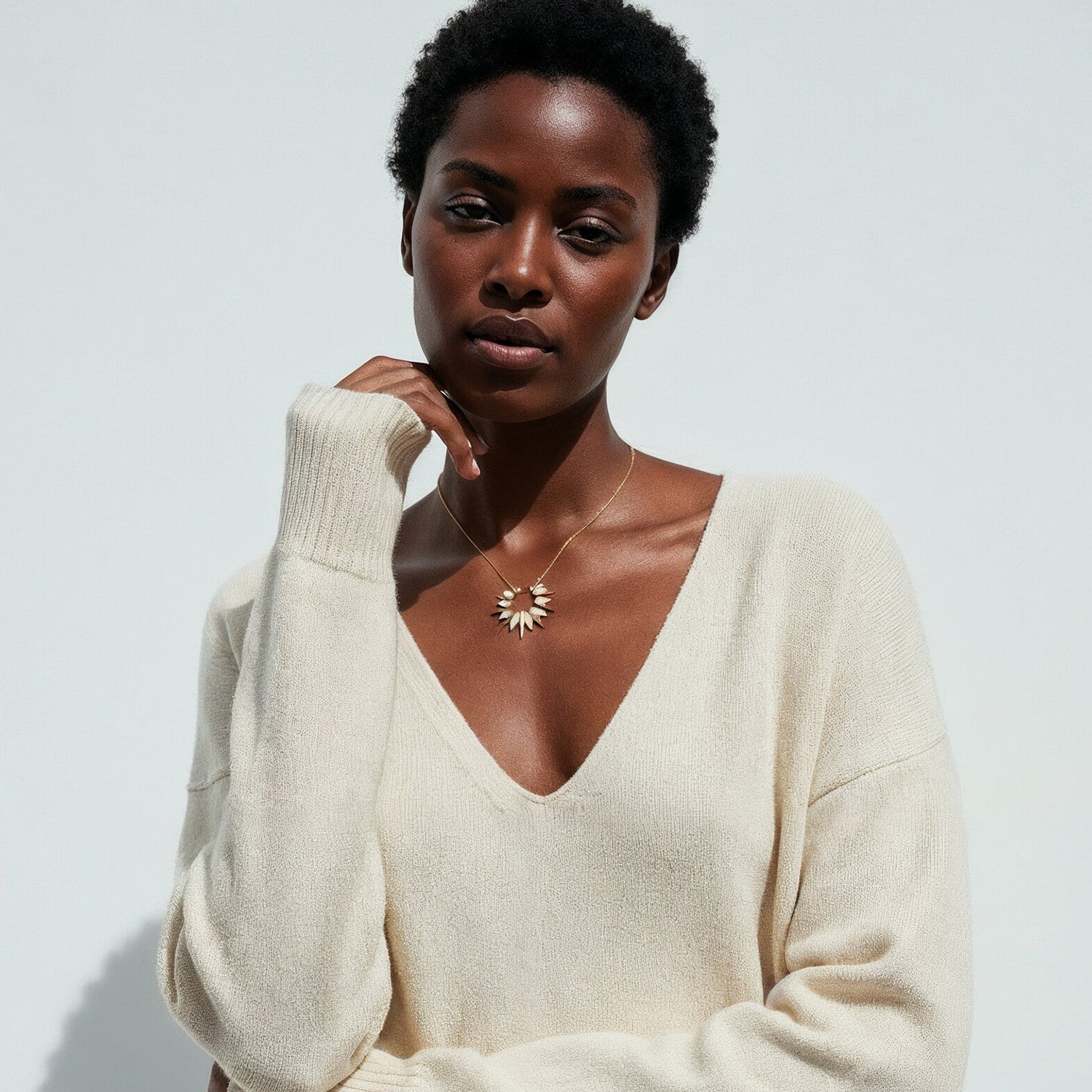 The RAWNESS Mother-of-Pearl Sun Necklace RAWNESS